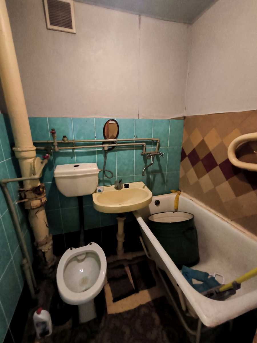 1874427609106251