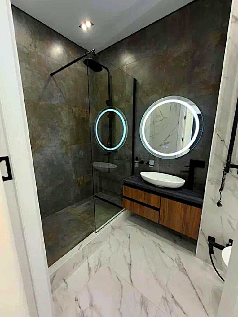 1874428707715318