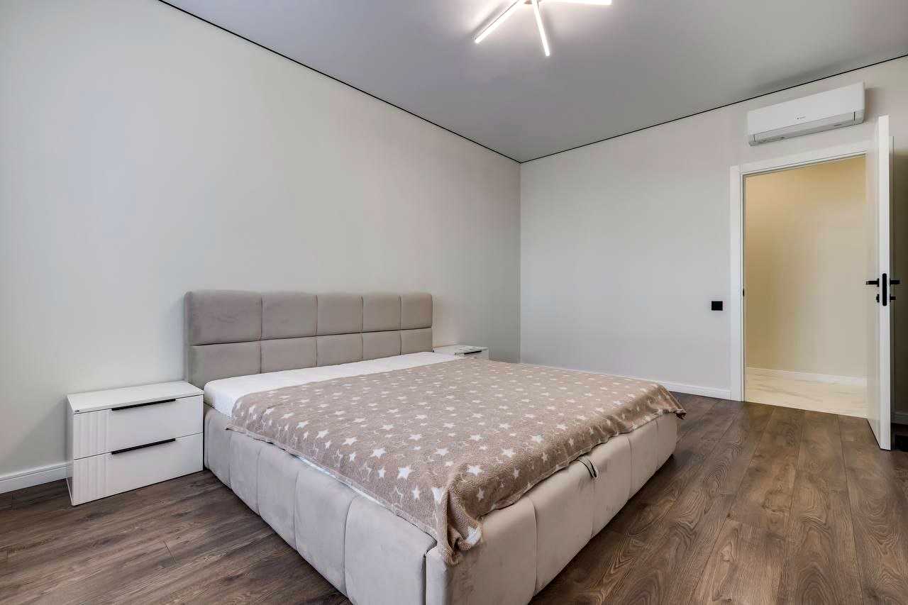 1874430156623417