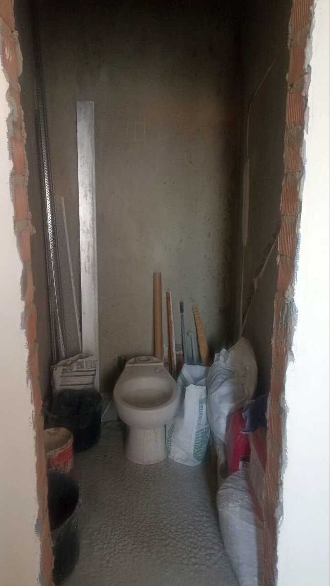 1874431975728794