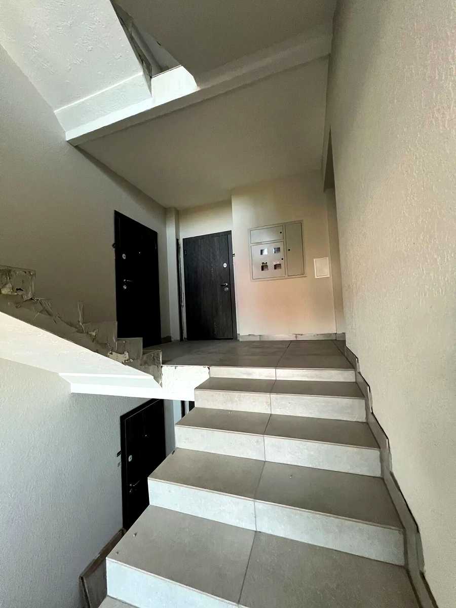 1874432496029245