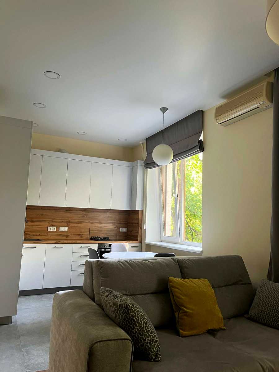 1874435221866844