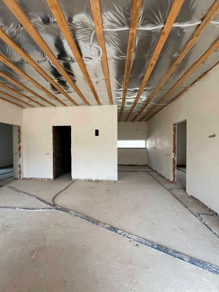 1874473572470251
