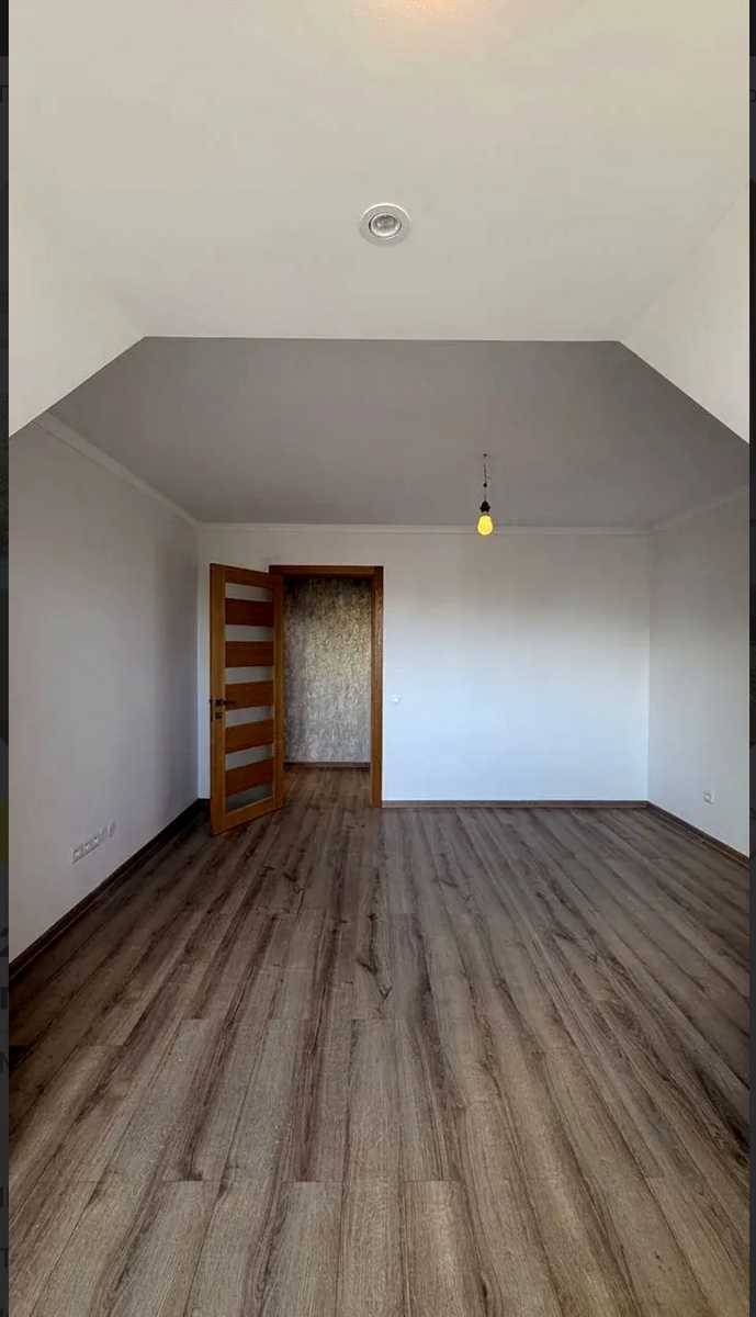 1874477120727289