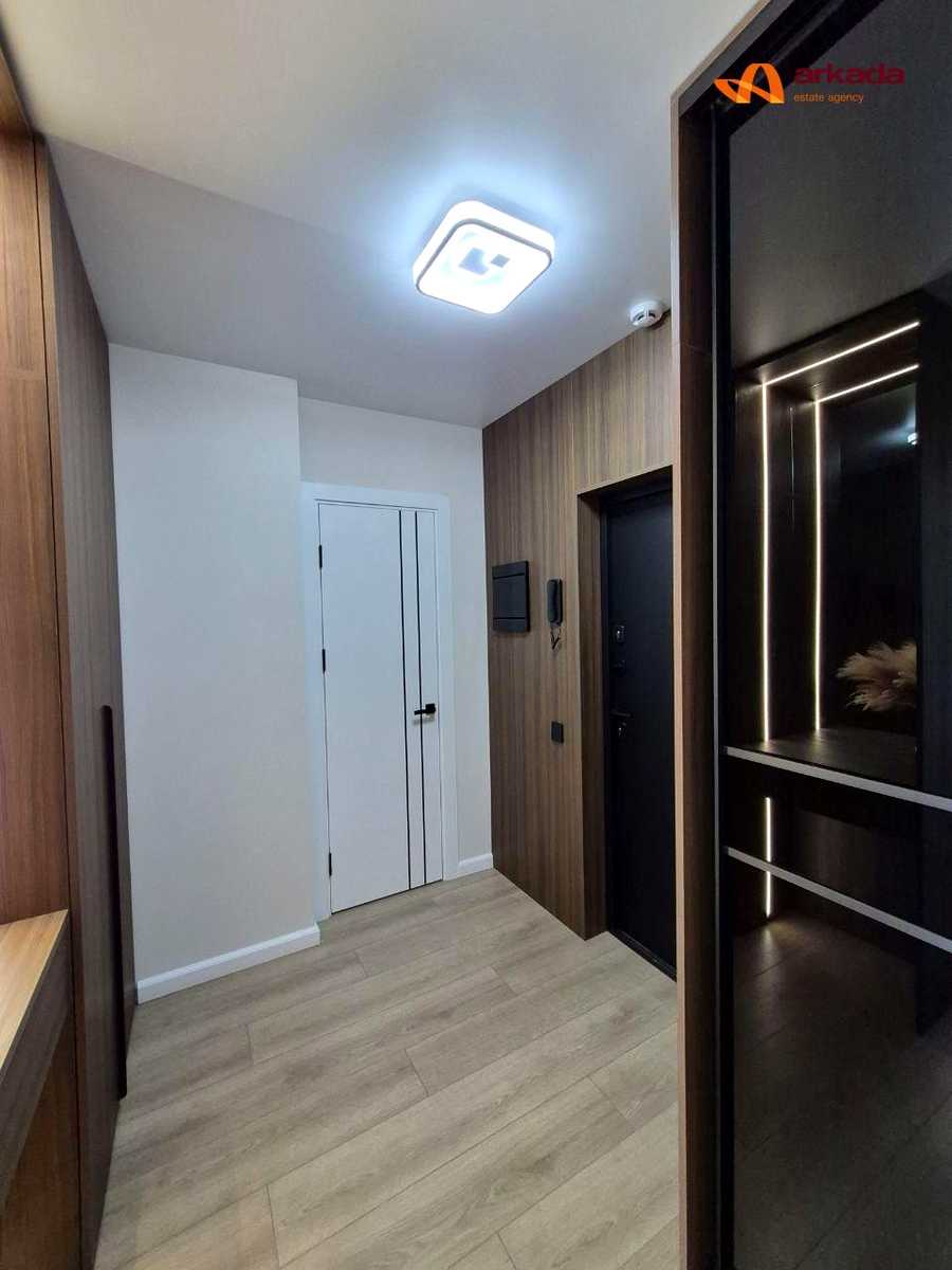 1874479943963242