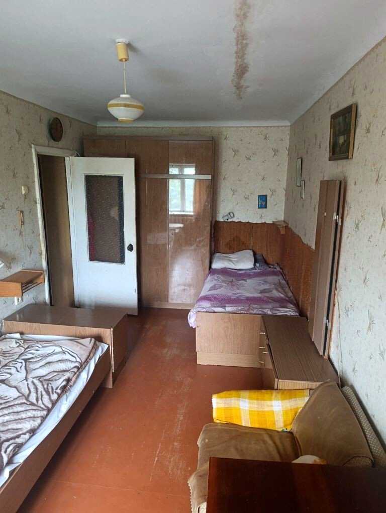 1874481699711381