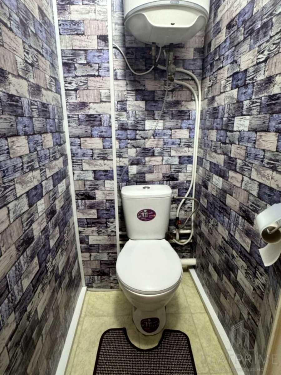 1874483635465908