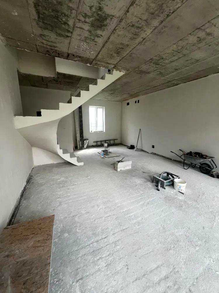 1874485064973370