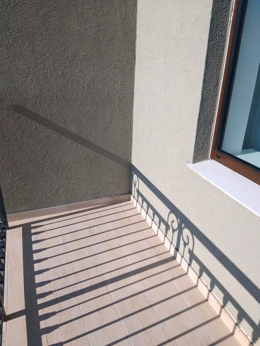 1874485742577243