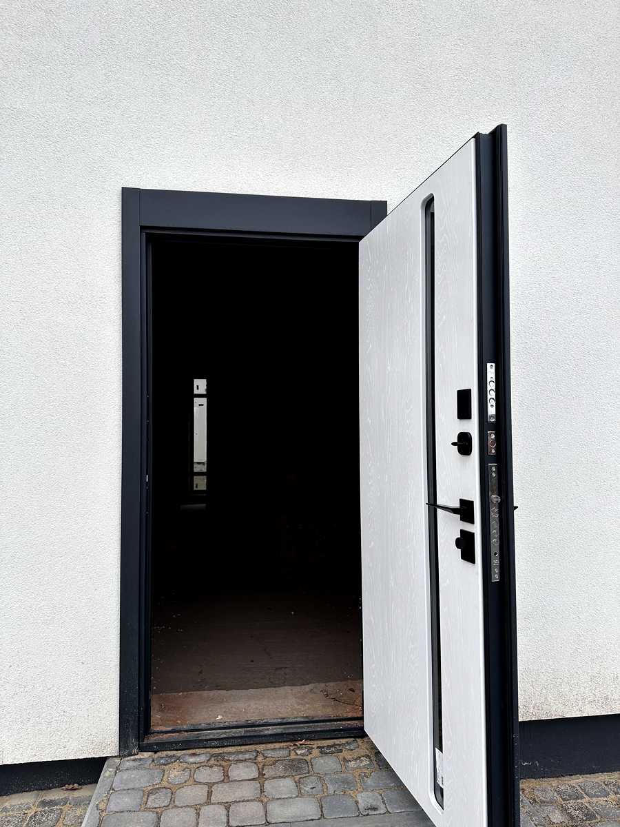 1874487002096261