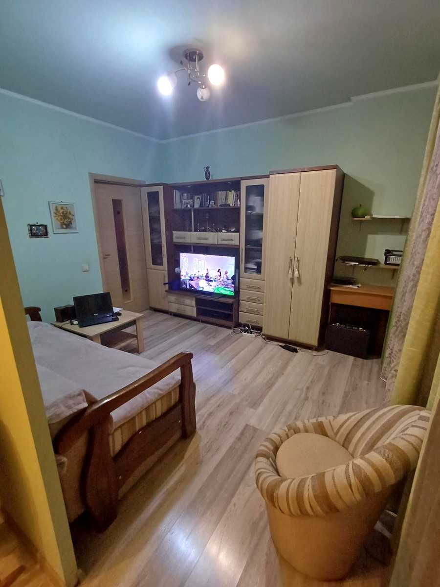 1874487390858871