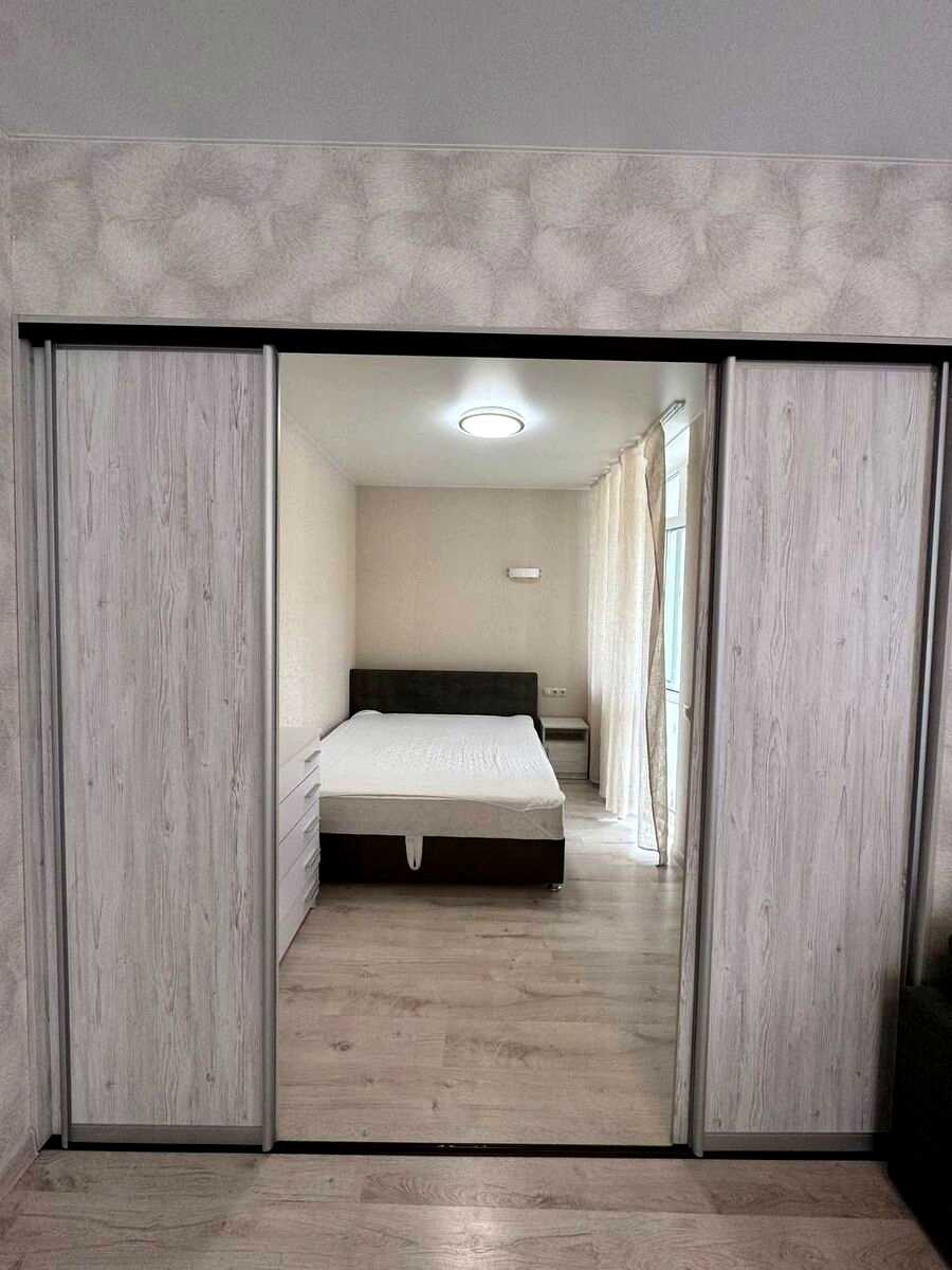 1874488904519884