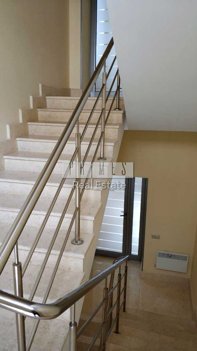1874490783003827