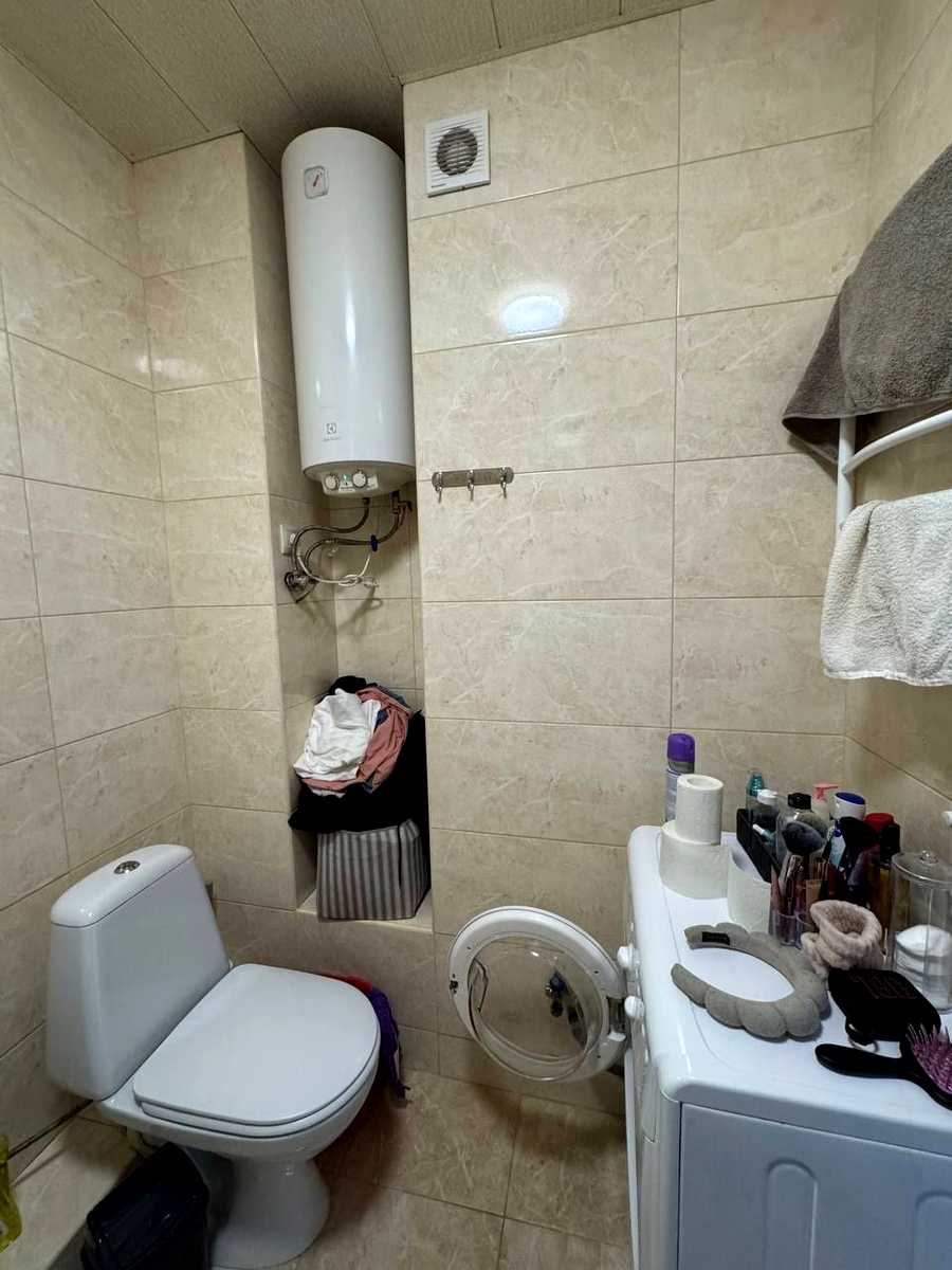 1874490803236299