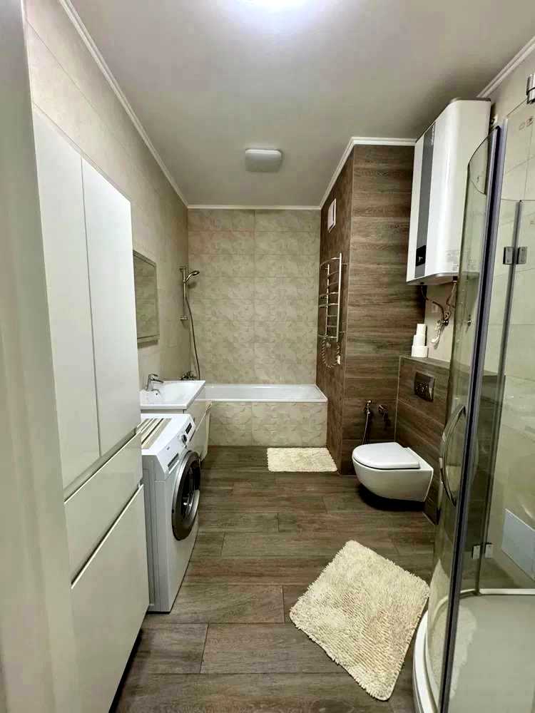 1874491076890044