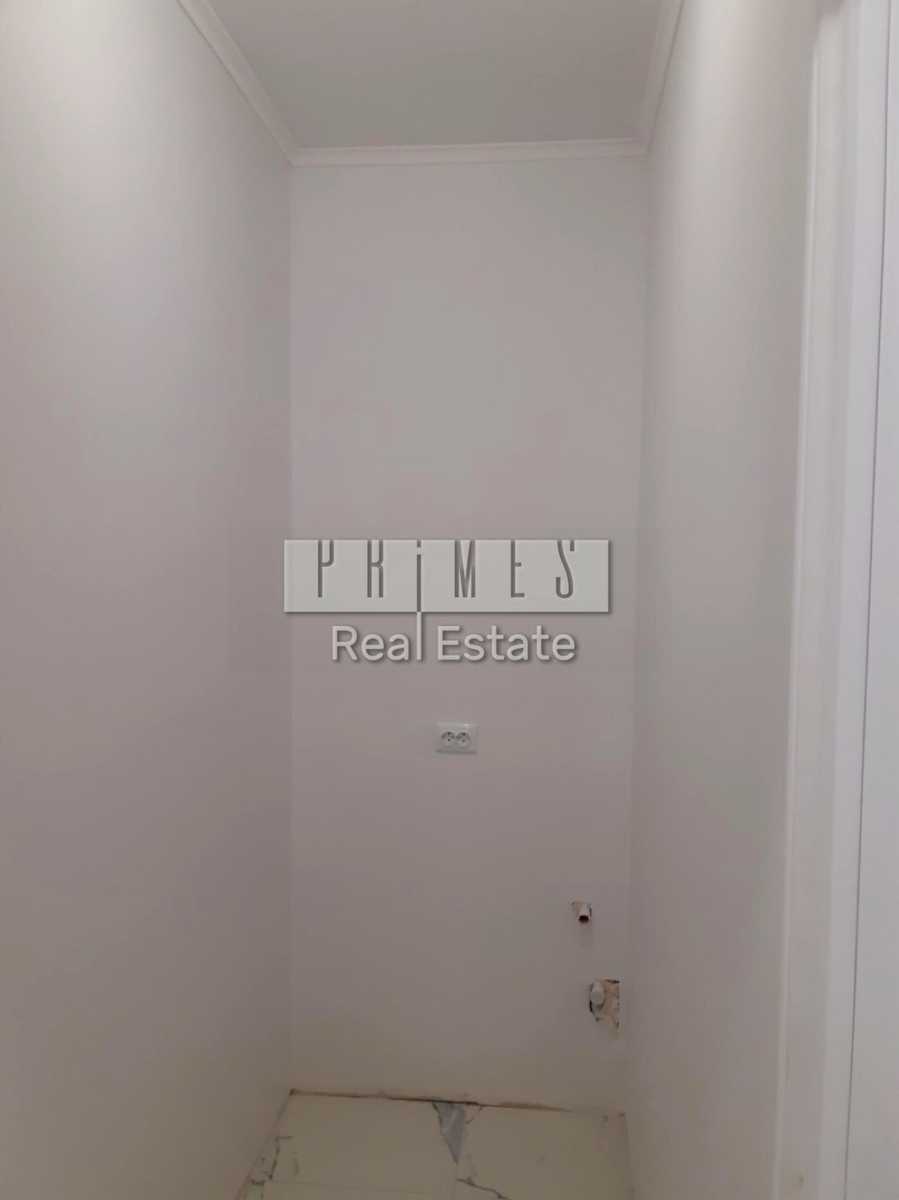 1874493564211372