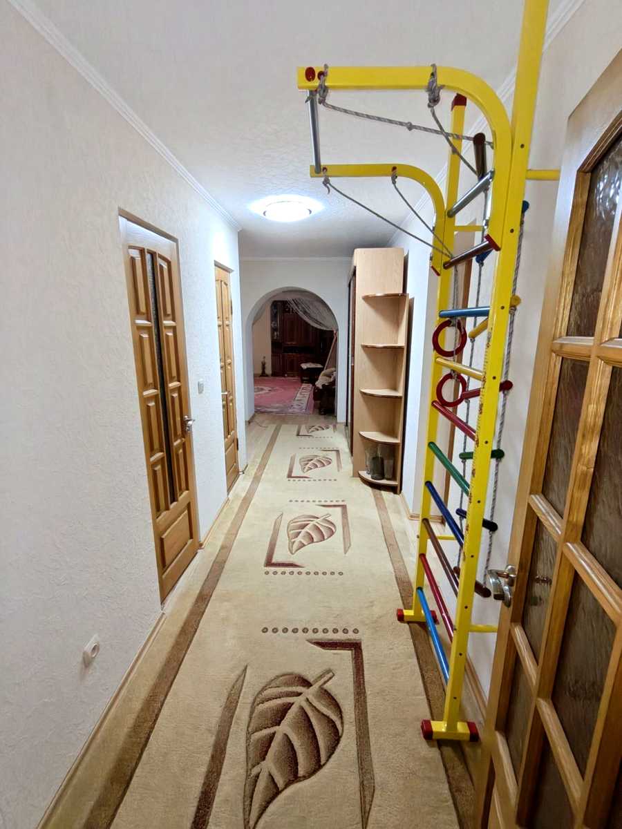 1874495968744384