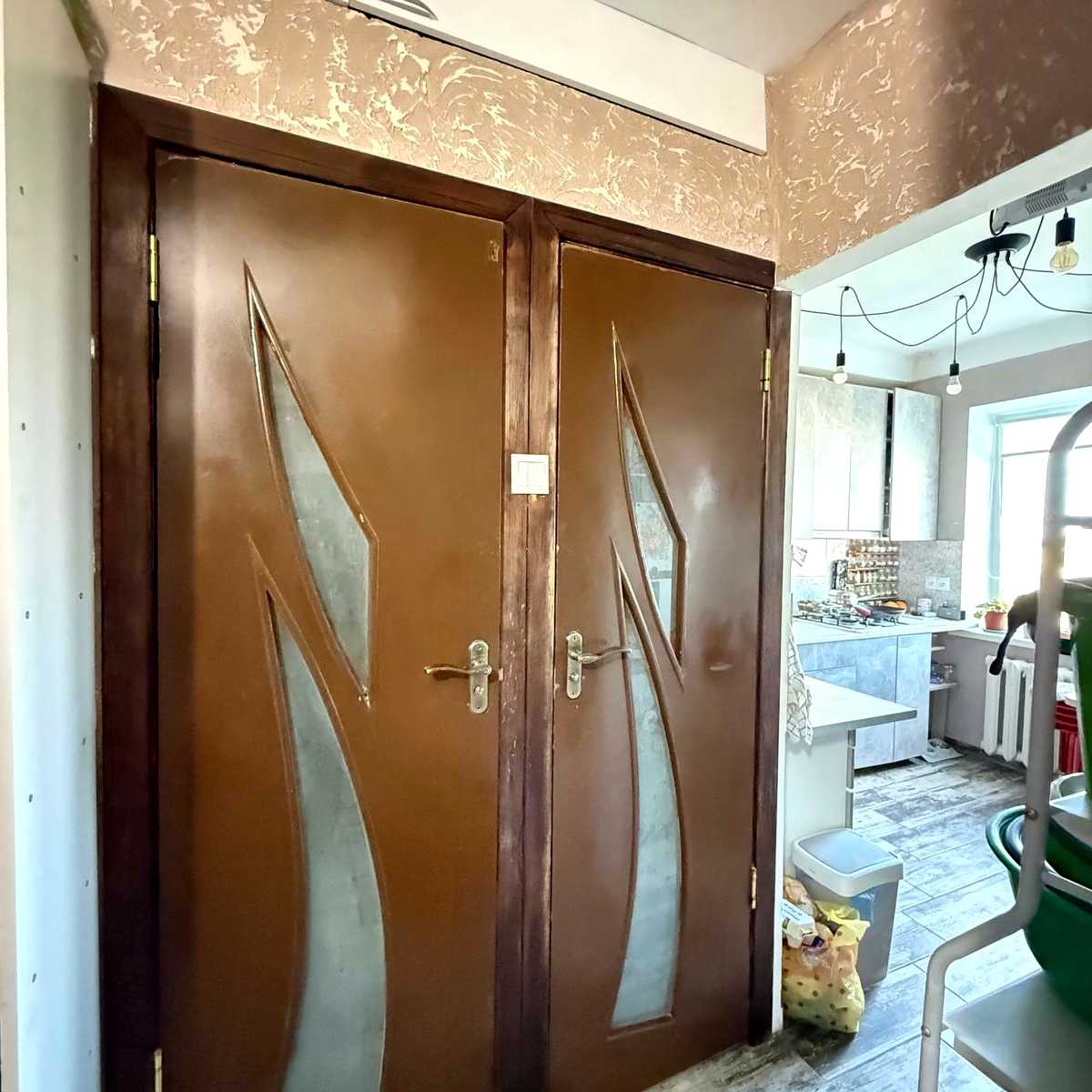 1874497020090616