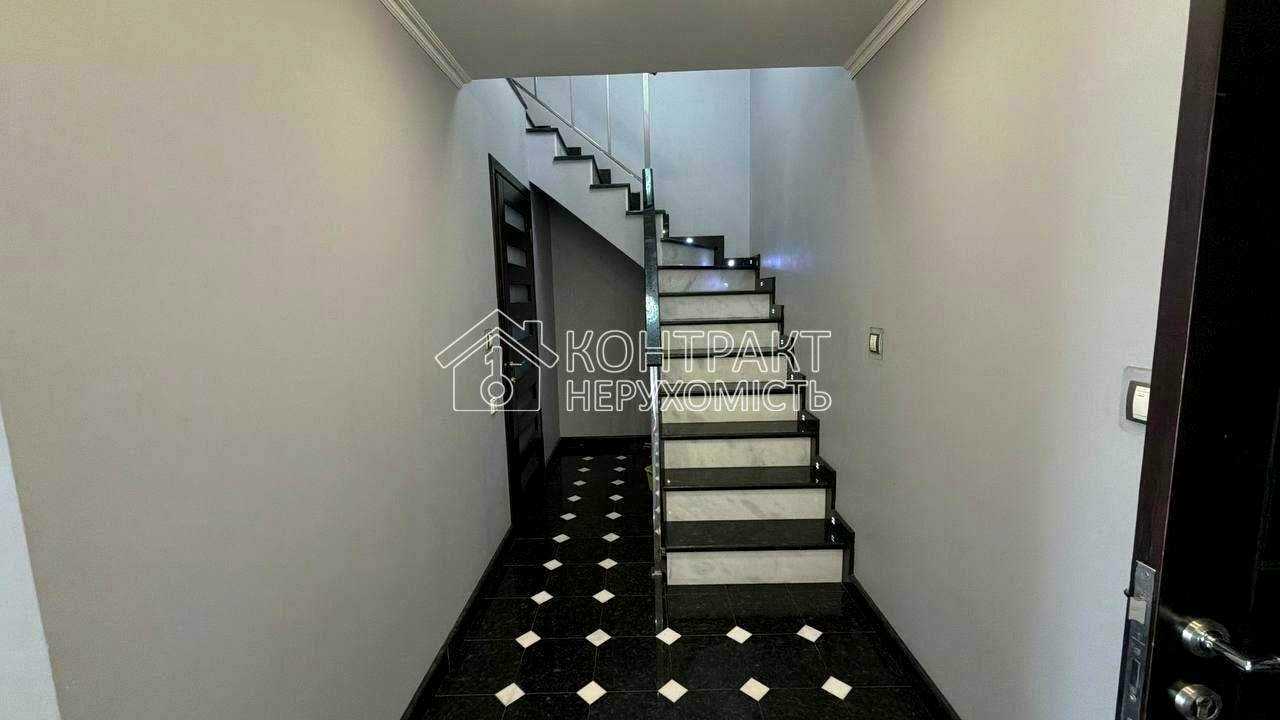1874502164411679