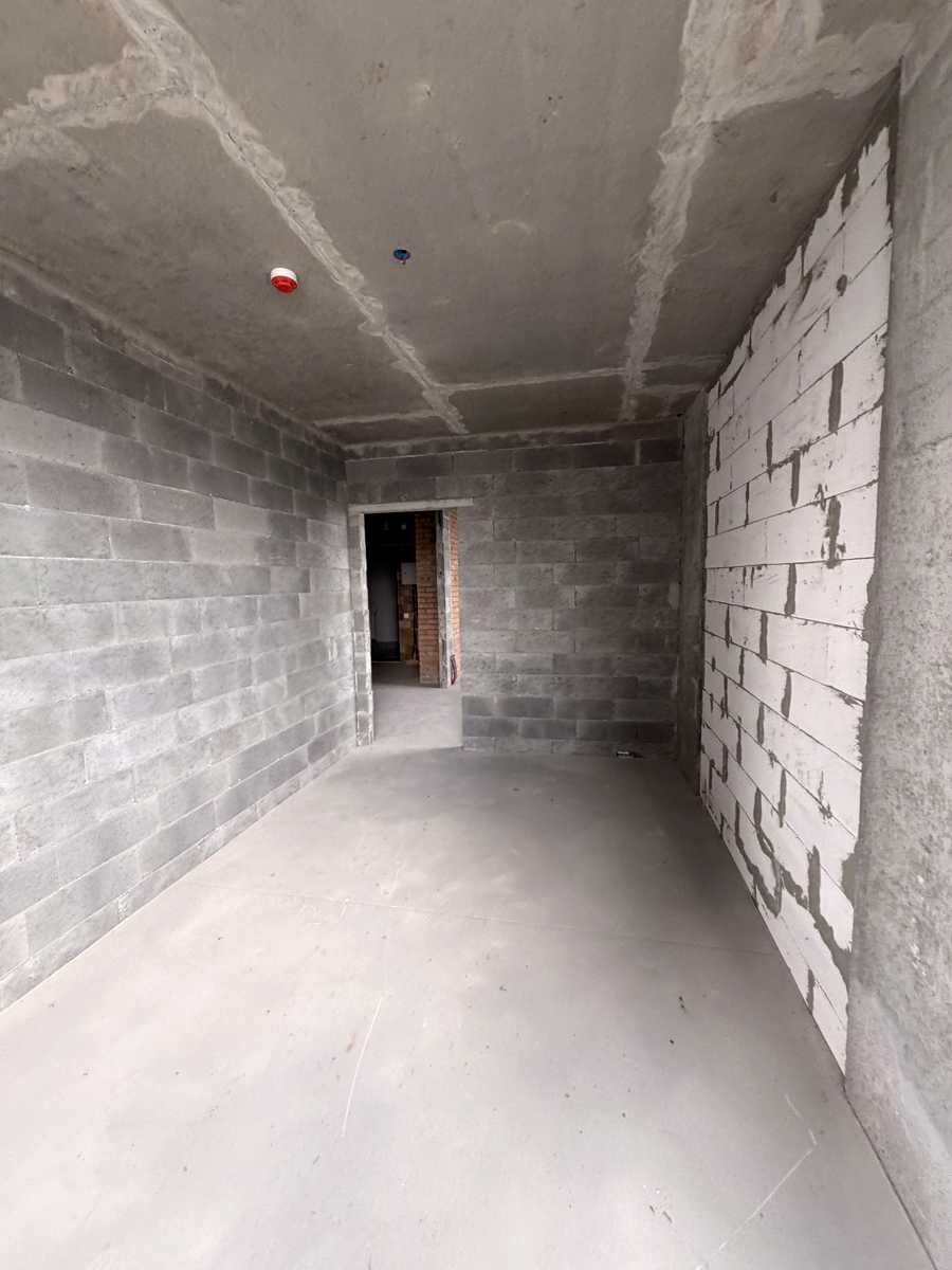 1874502549050829