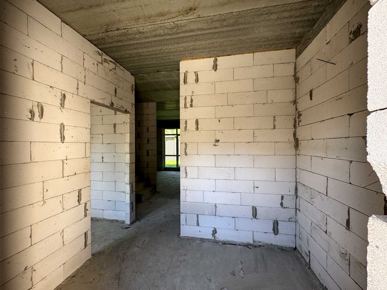 1874504807721287