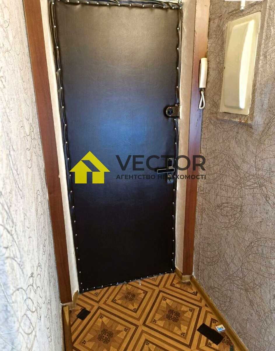1874505373730351