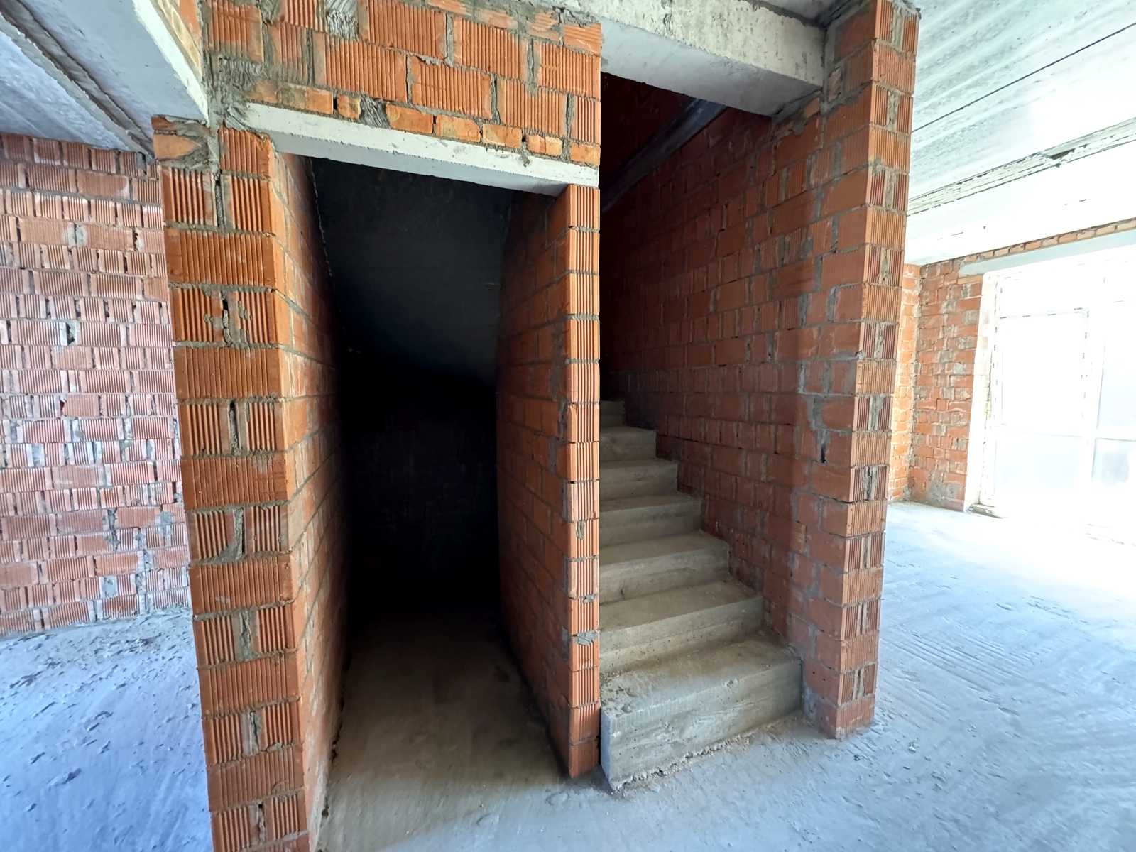 1874506275871615