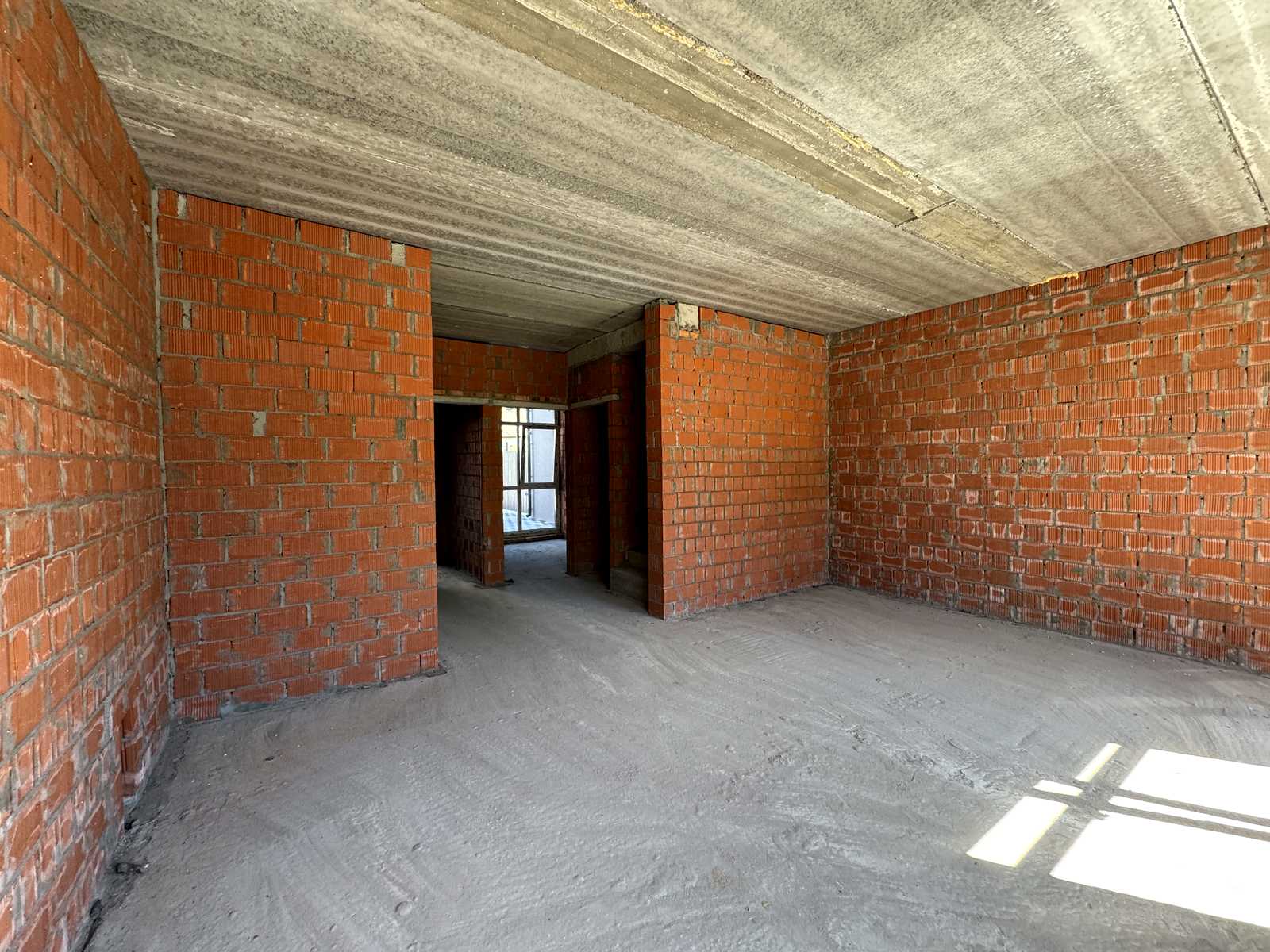 1874506281983302