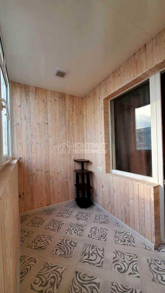 1874506656857401