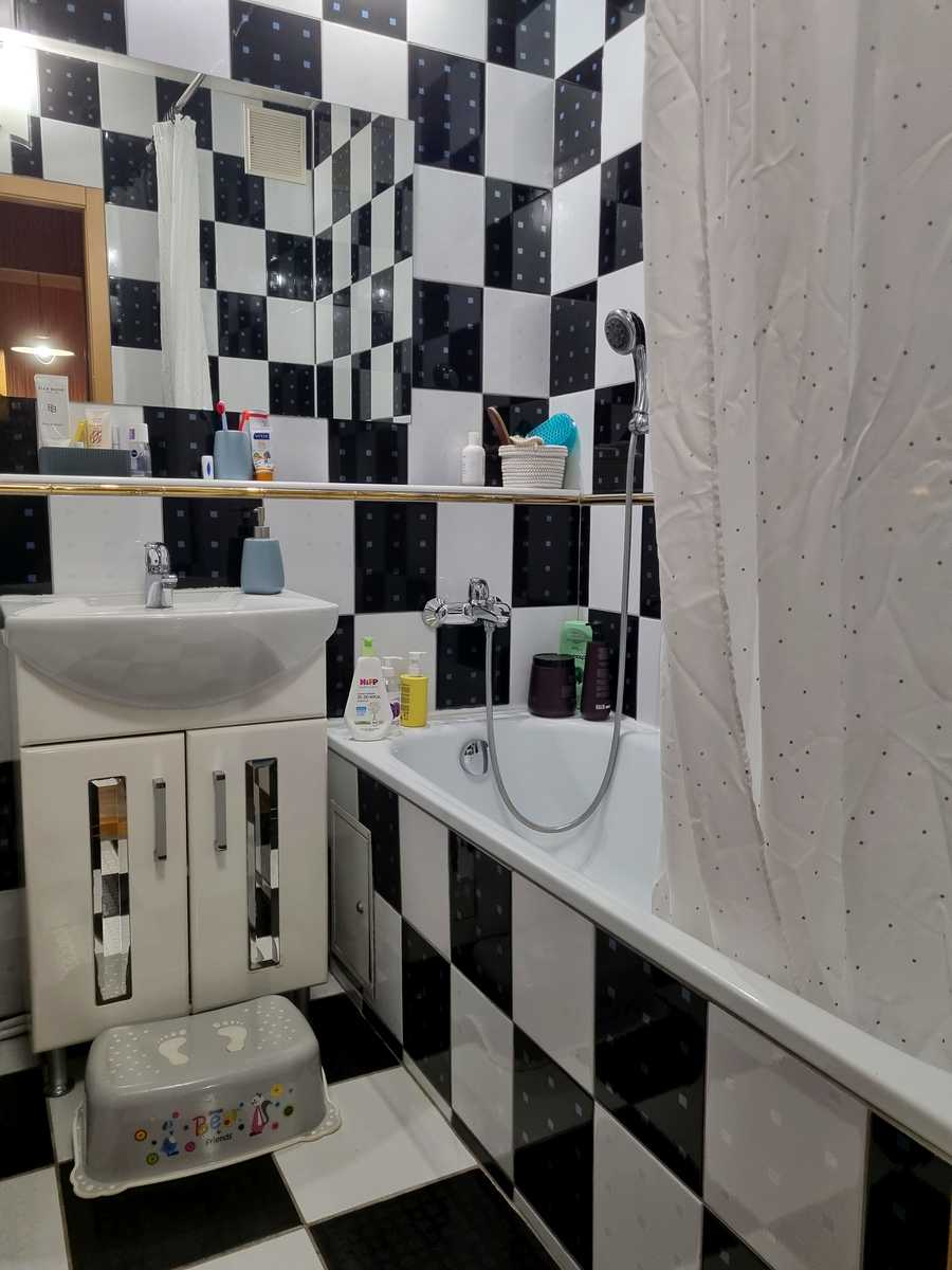 1874506663123812