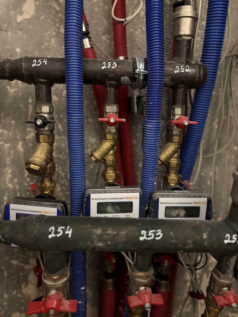 1874507711590287