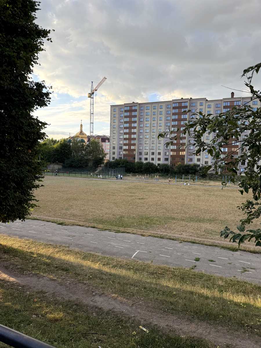 1874511905442358