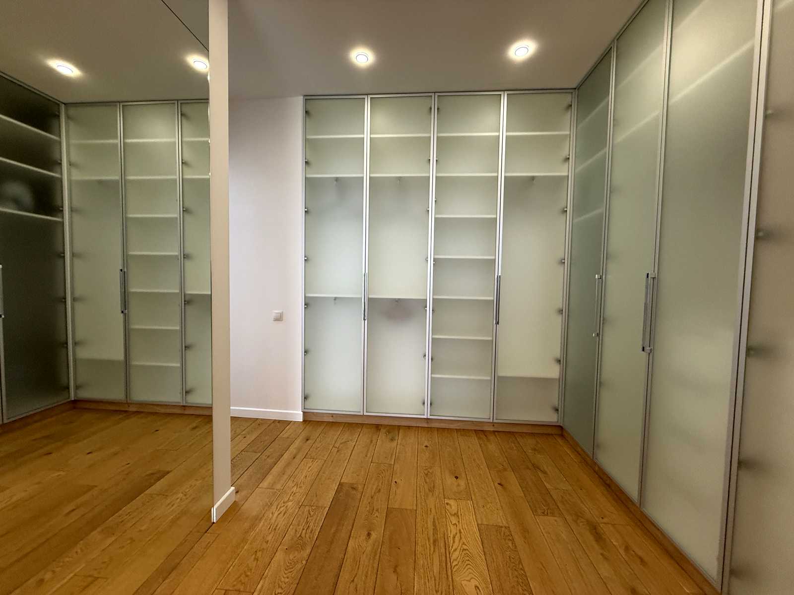 1874512566558358