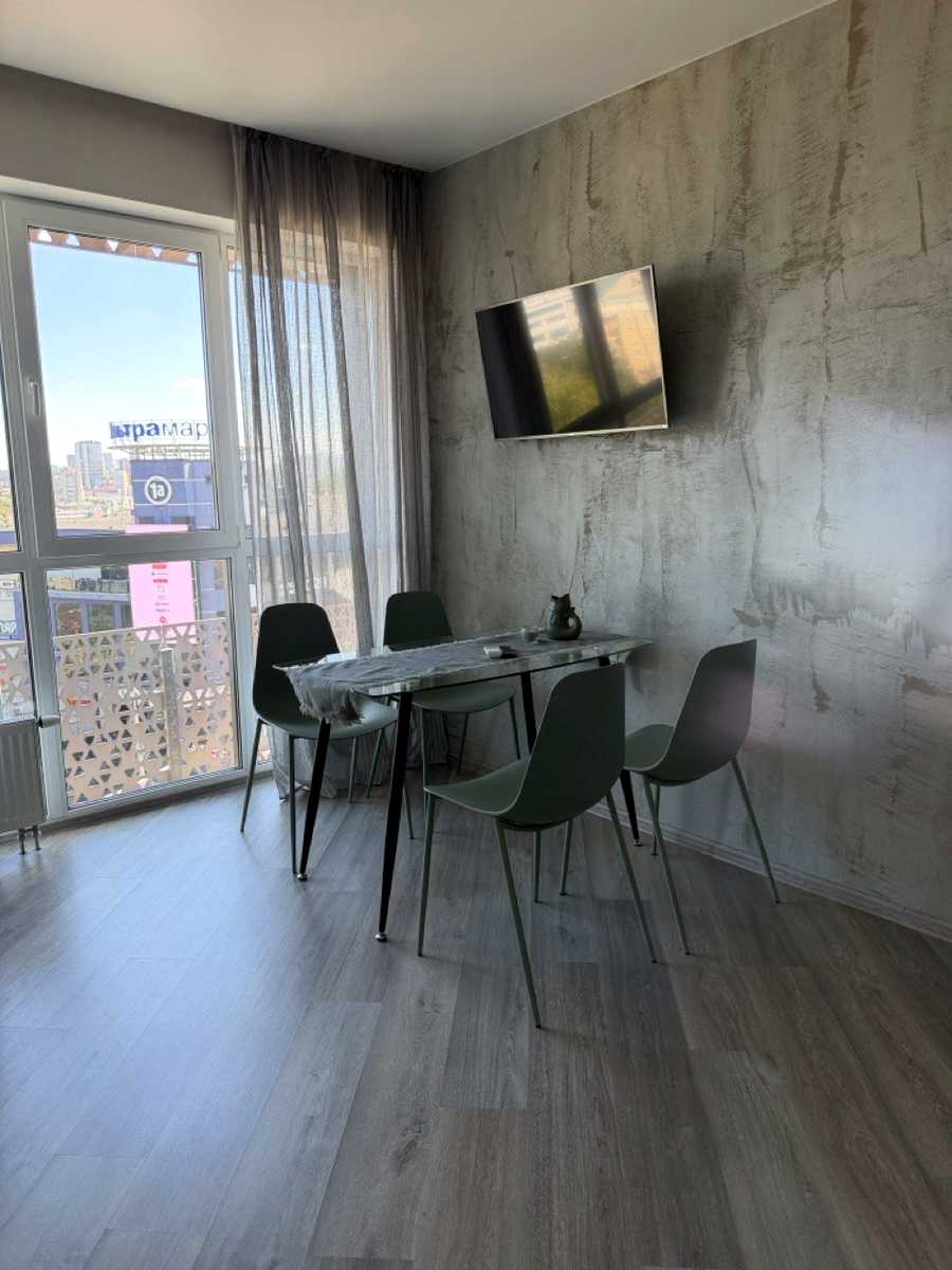 1874516523633787