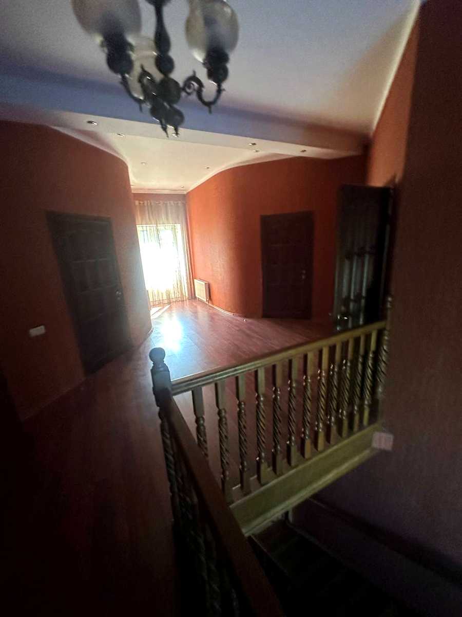 1874528156550930