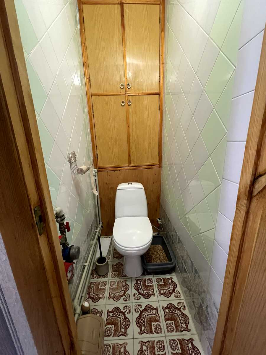 1874566452685562