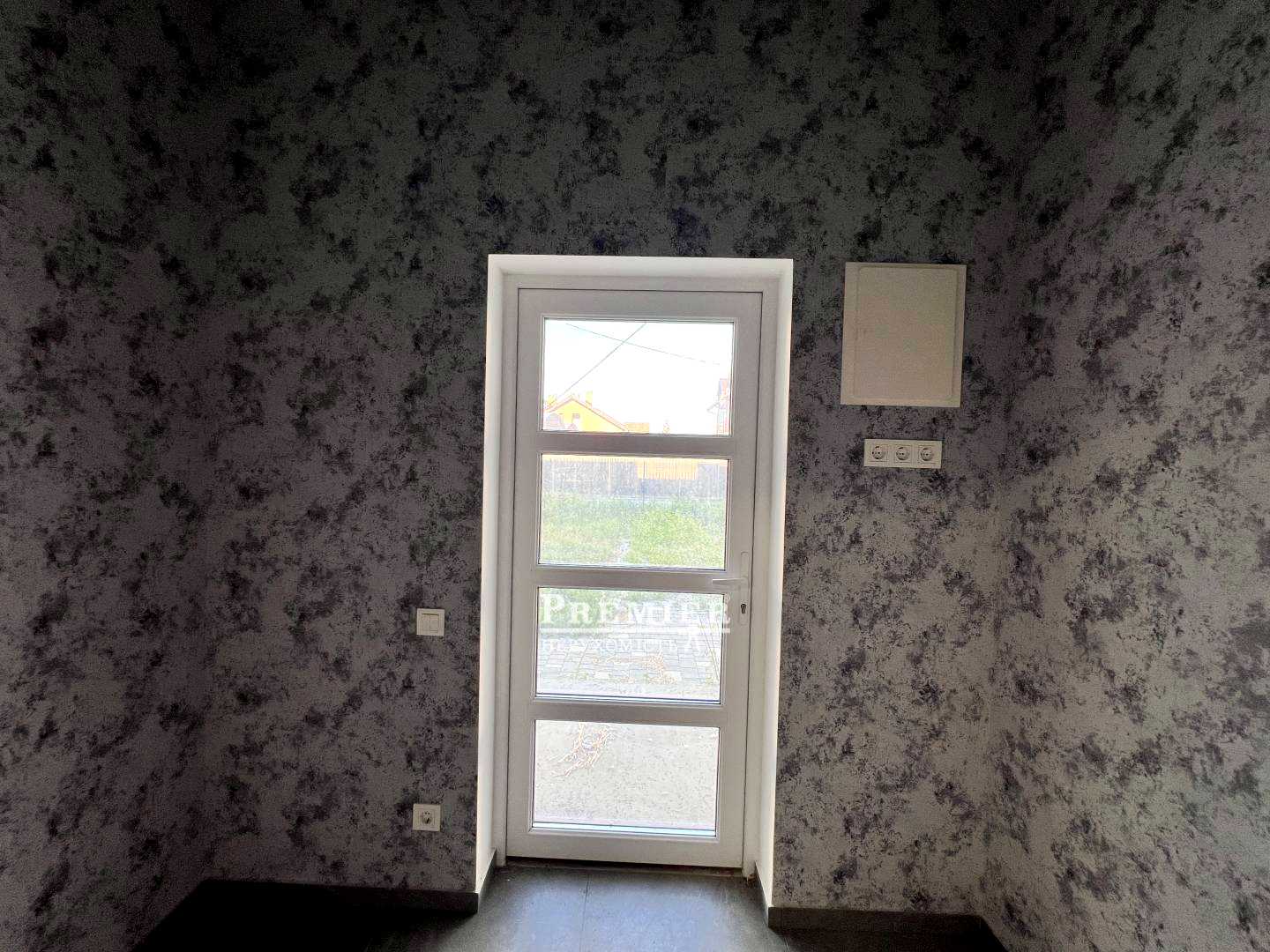 1874567110981053.jpg
