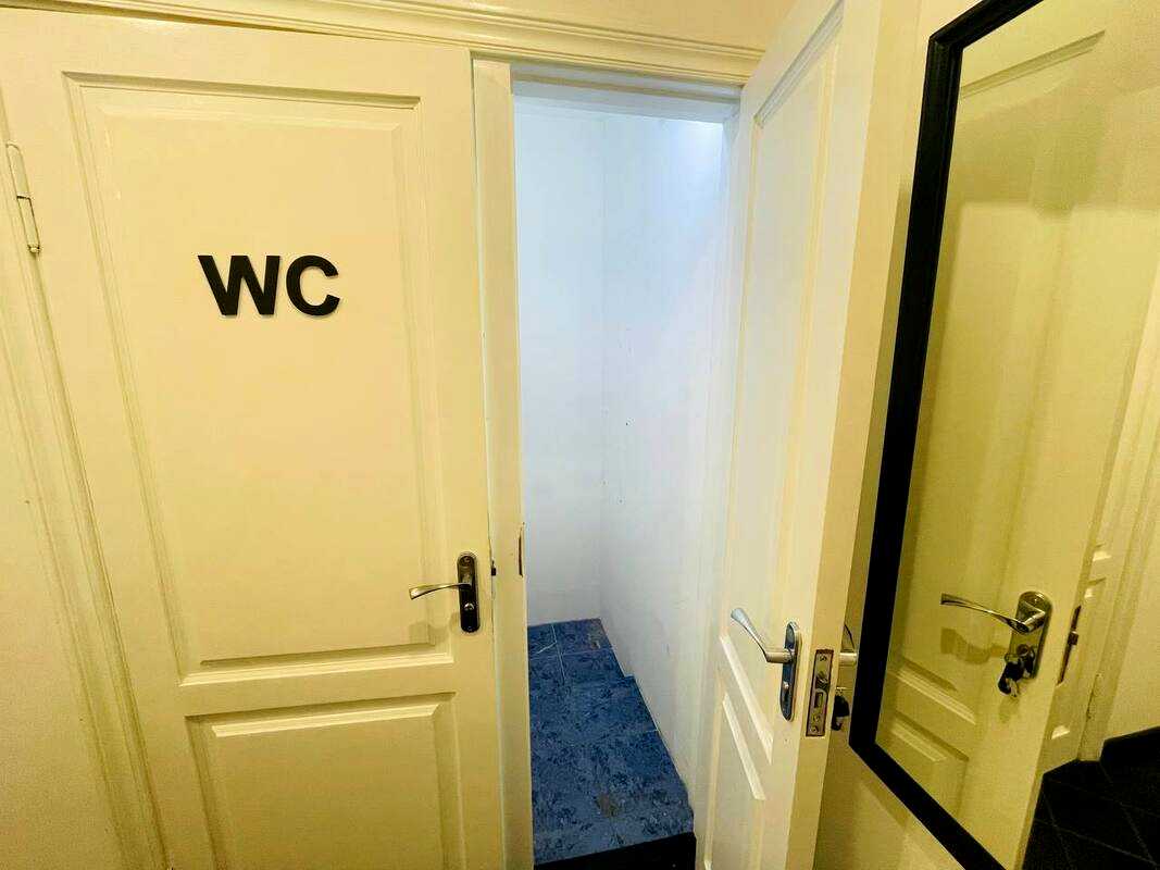 1874570240785301