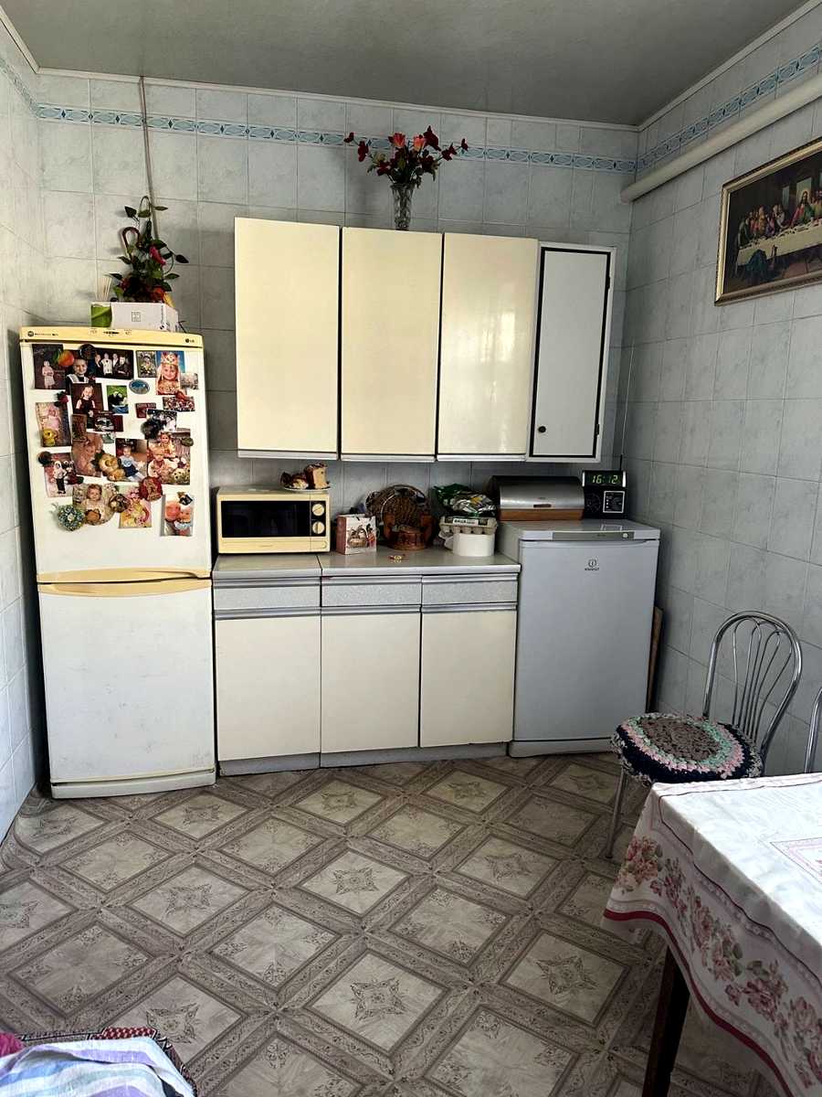 1874570660846416