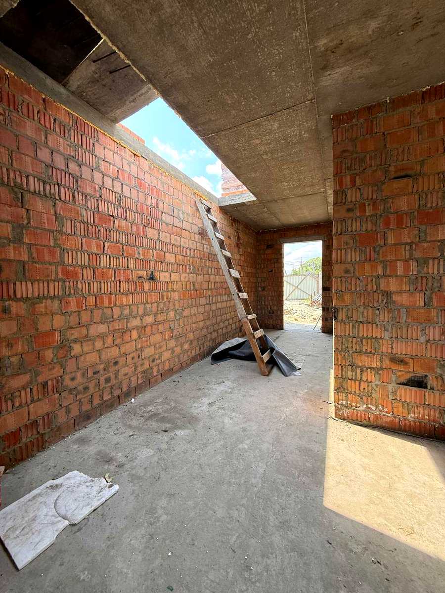 1874570699812359