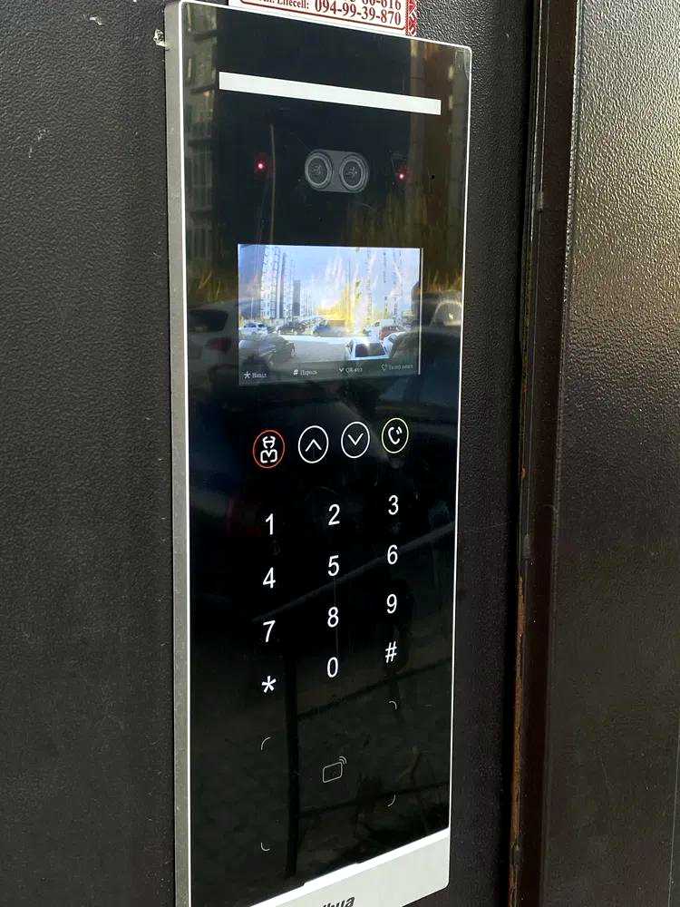 1874571388618832