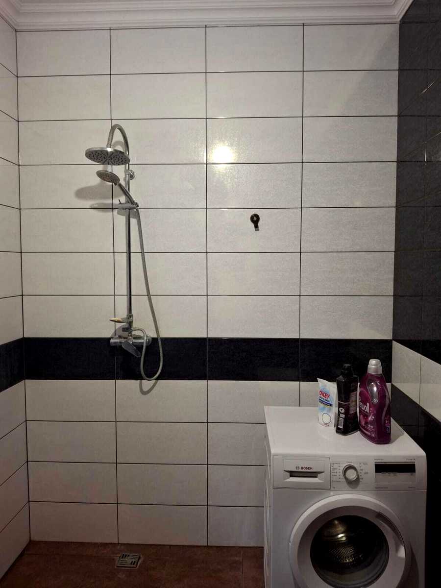 1874571636782281