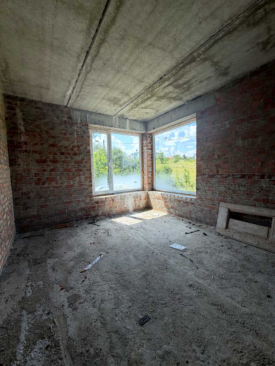 1874572023326912