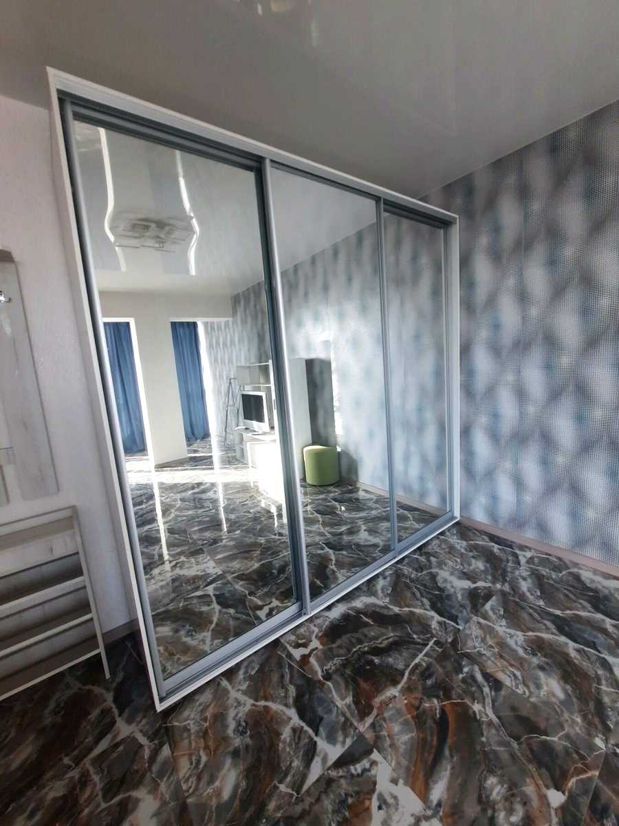 1874575012761205