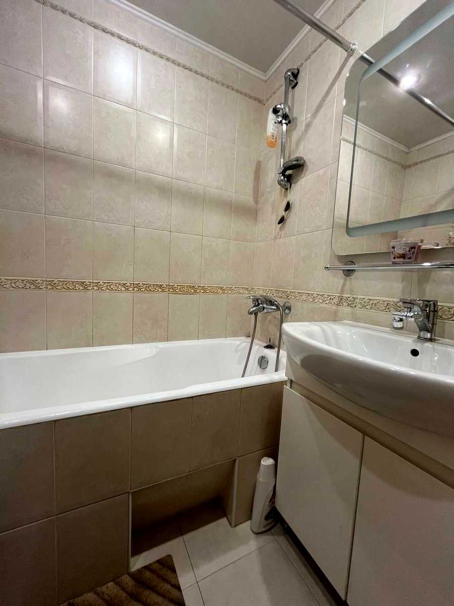 1874575959011083