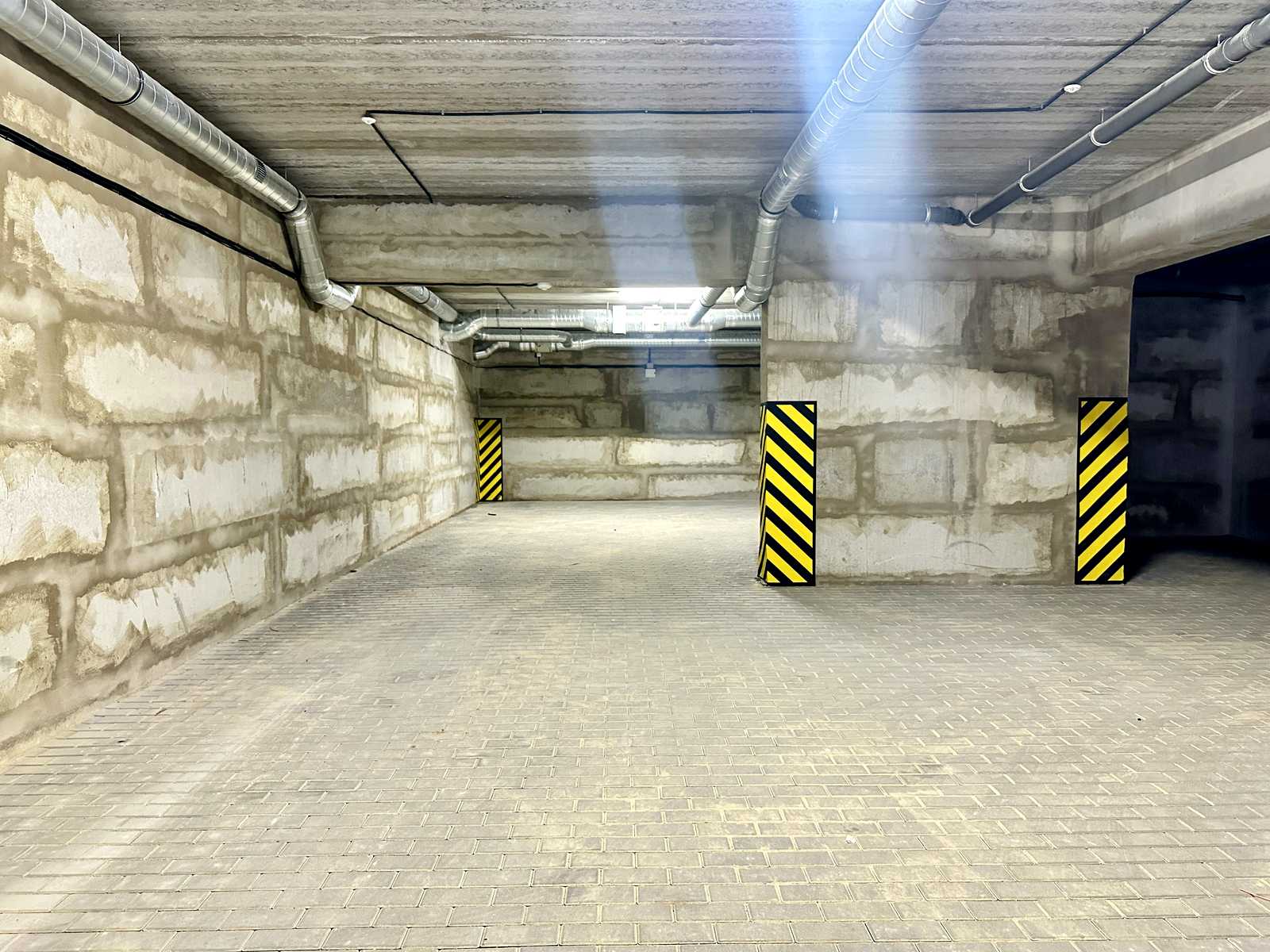 1874576464065752