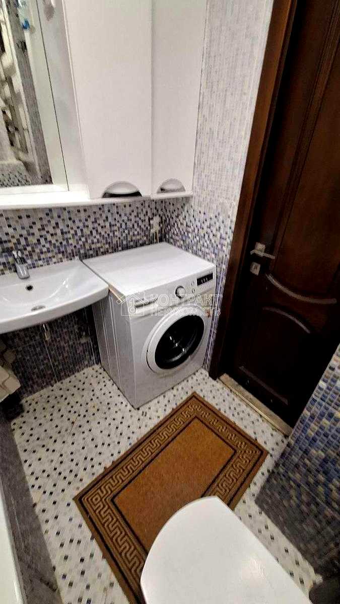 1874577345655745