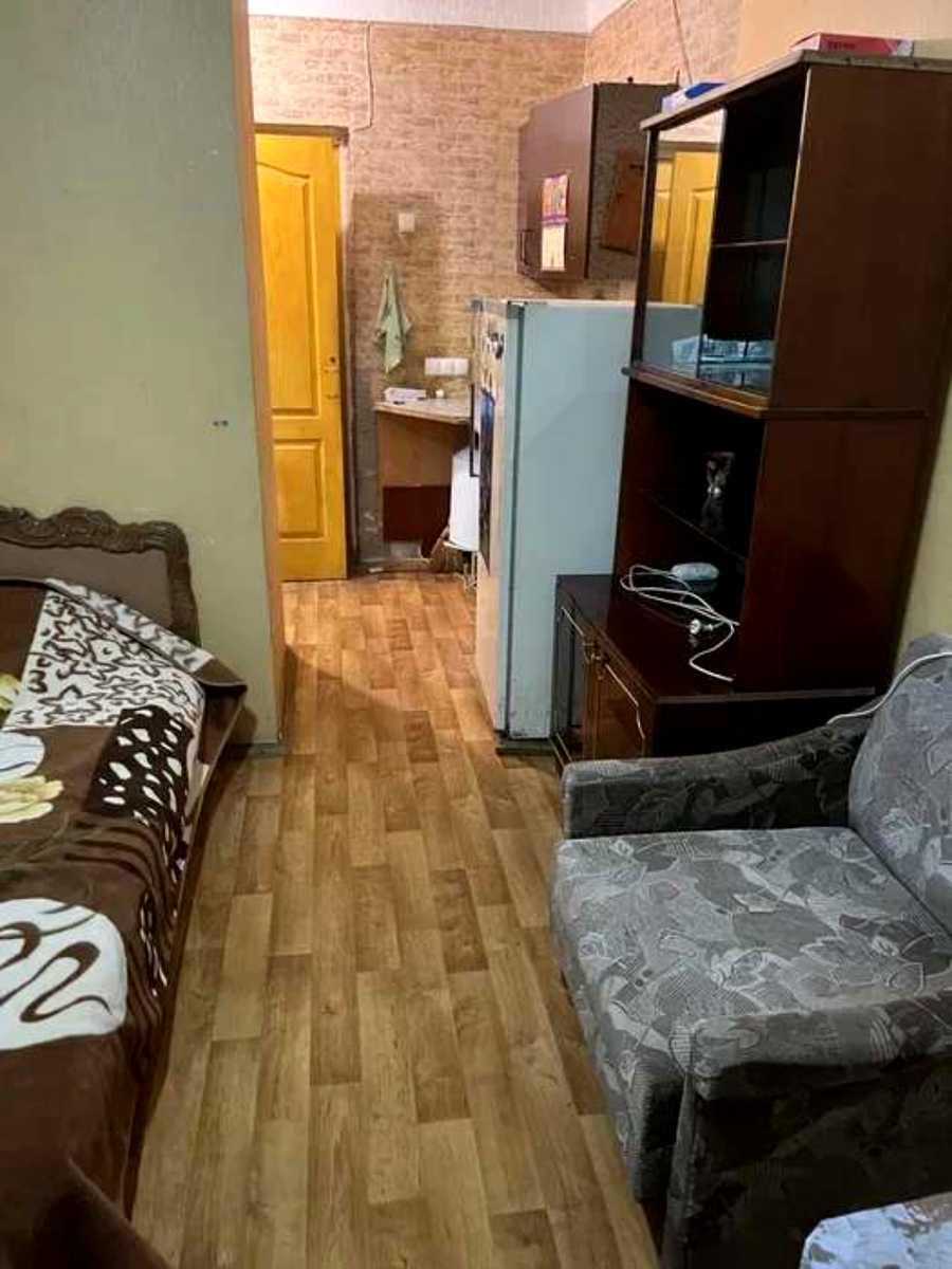 1874577353374275