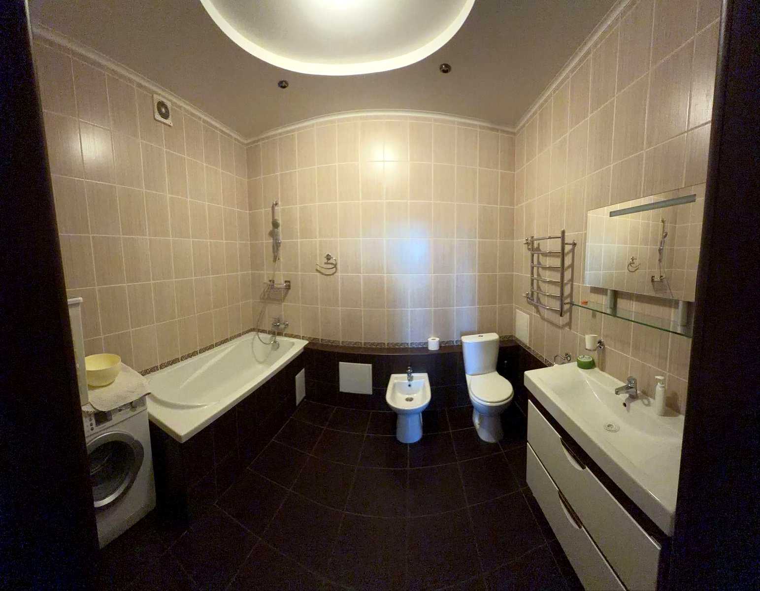 1874578167353136