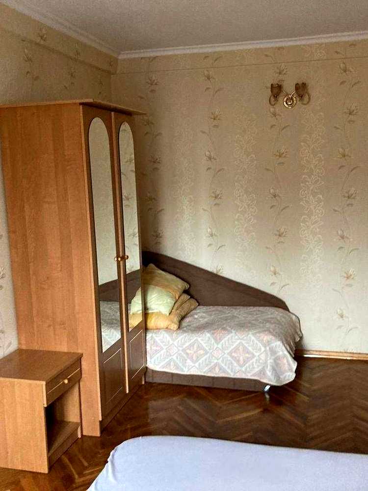 1874578592519699